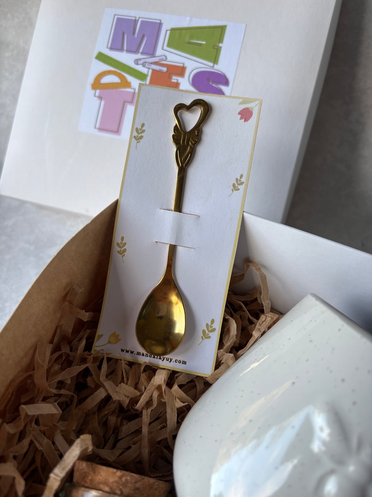 Kit con taza abeja 🐝